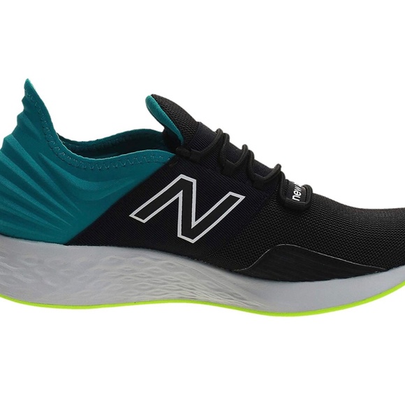 New Balance Men’s Fresh Foam V1 Sneaker, Size 11 - Picture 6 of 6